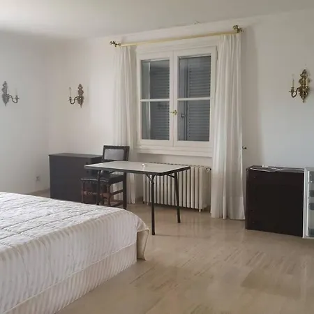 Domaine De Saint Jean De L'Esterel Villa *