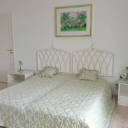 Domaine De Saint Jean De L'Esterel Villa *