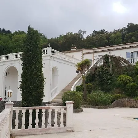 Domaine De Saint Jean De L'Esterel Villa *
